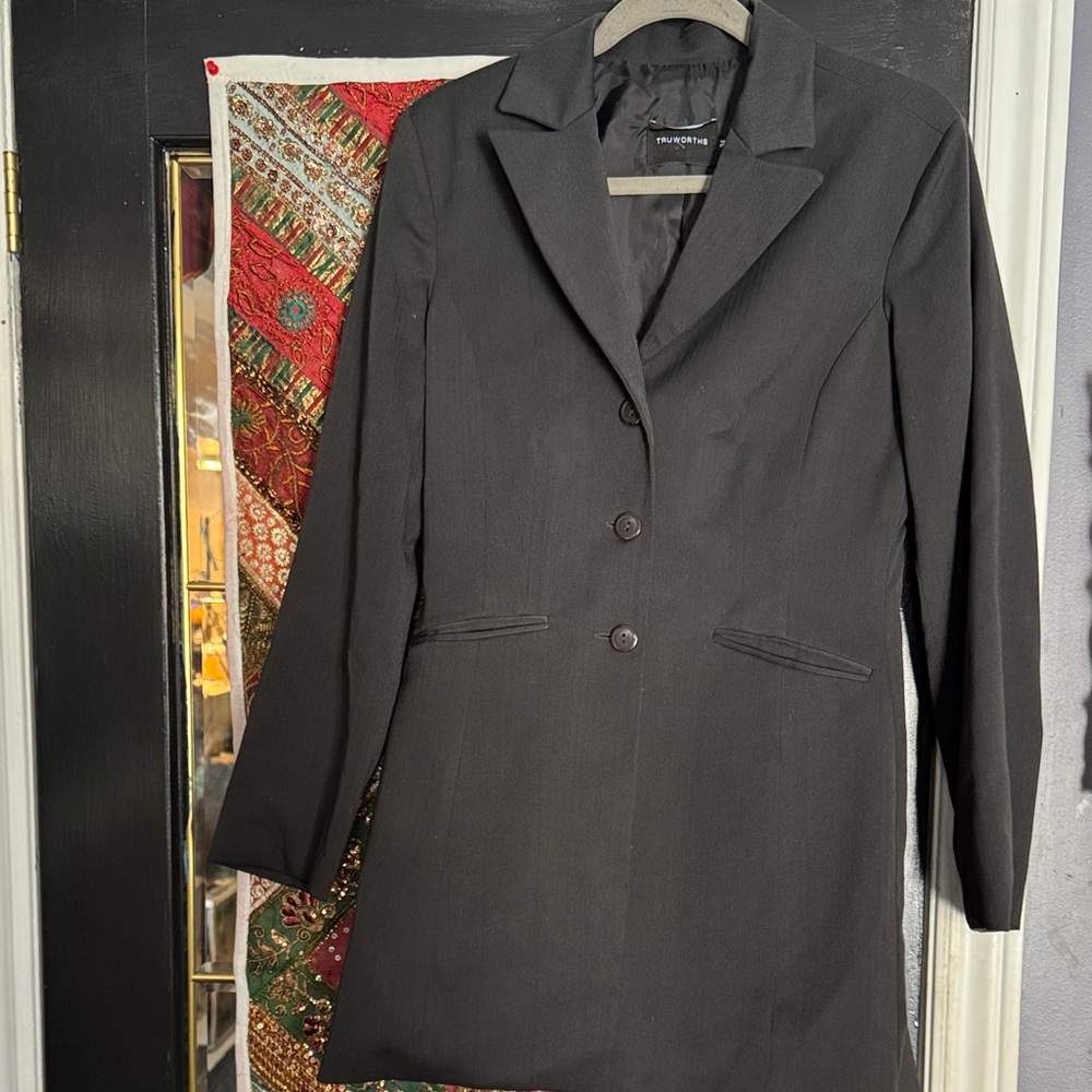 Chic Black Blazer by Nine West